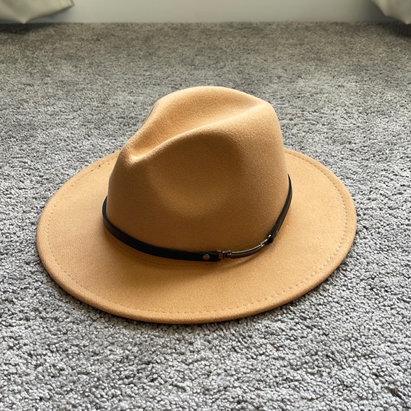Fedora -Adjustable - Picture 1 of 3